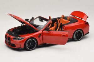 BMW M4 G83 Kabriolet Red Metallic Minichamps 1:18 110021030 Kov – obrázok 2 z 8