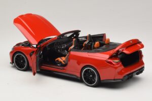 BMW M4 G83 Kabriolet Red Metallic Minichamps 1:18 110021030 Kov – obrázok 5 z 8