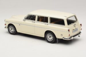 Volvo Amazon Kombi Pearl White Norev 1:18 188750 Kov – obrázok 5 z 6