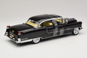 Cadillac Fleetwood Series 60 The Godfather Greenlight 1:18 12949 Kov – obrázok 2 z 6