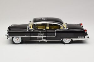 Cadillac Fleetwood Series 60 The Godfather Greenlight 1:18 12949 Kov – obrázok 3 z 6