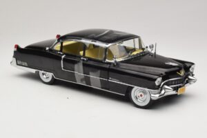 Cadillac Fleetwood Series 60 The Godfather Greenlight 1:18 12949 Kov – obrázok 4 z 6