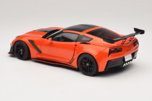 Chevrolet Corvette C7 ZR1 Červený IXO 1:18 U18RDC001-FO Kov – obrázok 7 z 8