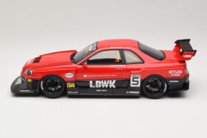 Nissan Skyline ER34 LB Super Silhouette Active Red GT Spirit 1:18 GT570 Živica – obrázok 3 z 6