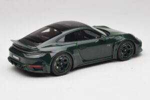 Porsche 911 992 Turbo S Brabus 900 Rocket R Mean Green GT Spirit 1:18 GT959 Živica – obrázok 2 z 6