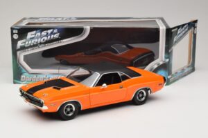 Dodge Challenger R/T Fast & Furious Darden's Car Greenlight 1:18 12846 Kov – obrázok 8 z 8