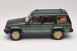 Jeep Cherokee XJ Limited Hunter Green Otto 1:18 OT1204 Živica – obrázok 3 z 6