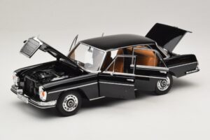 Mercedes 280 SE W108 Čierny Norev 1:18 183360 Kov – obrázok 2 z 8