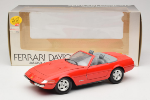 Ferrari 365 GTS/4 Spider Červený Techno Giodi 1:18 40028-P1 Kov – obrázok 8 z 8