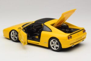 Ferrari F355 Spider Žltý s Čiernou Strechou UT Models 1:18 180074030-P4 Kov – obrázok 5 z 8