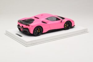 Ferrari SF90 Pack Fiorano Lesklý Qatar Pink BBR 1:18 RACELINE137 Živica – obrázok 2 z 7
