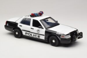 Ford Crown Victoria Police Interceptor The Hangover Movie Greenlight 1:18 12911 Kov – obrázok 4 z 6