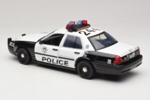 Ford Crown Victoria Police Interceptor The Hangover Movie Greenlight 1:18 12911 Kov – obrázok 5 z 6