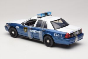 Ford Crown Victoria Police Interceptor The Walking Dead Greenlight 1:18 12957 Kov – obrázok 5 z 6