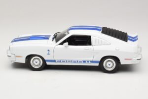 Ford Mustang II Cobra II Charlie's Angels Movie Greenlight 1:18 12880 Kov – obrázok 4 z 8