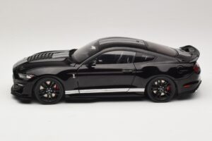 Ford Mustang Shelby GT500 S550 Čierny IXO 1:18 U18RDC002-FO Kov – obrázok 4 z 8
