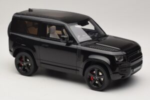 Land Rover Defender 90 L663 P400 X-Dynamic HSE Santorini Black GT Spirit 1:18 GT992 Živica – obrázok 4 z 6