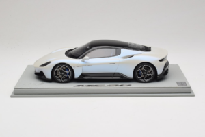 Maserati MC20 Bianco Audace BBR 1:18 P18191AMAS Živica