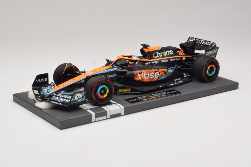 McLaren MCL36 O. Piastri Abu Dhabi Test 2022 Minichamps 1:18 537221828 Živica