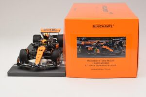 McLaren MCL60 #4 L. Norris 2nd Place Japanese GP 2023 Minichamps 1:18 537233504 Živica – obrázok 6 z 7