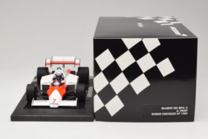McLaren MP4/2 TAG #7 A. Prost Portuguese GP Winner 1984 Minichamps 1:18 537841807 Živica – obrázok 6 z 7