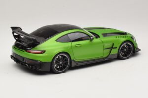 Mercedes AMG GT Black Series C190 Matt Green Metallic Minichamps 1:18 110032022 Kov – obrázok 3 z 8