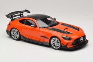 Mercedes AMG GT Black Series C190 Oranžový so Striebornými Ráfikmi Minichamps 1:18 110032024 Kov – obrázok 6 z 8