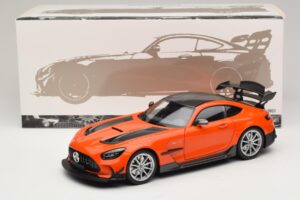 Mercedes AMG GT Black Series C190 Oranžový so Striebornými Ráfikmi Minichamps 1:18 110032024 Kov – obrázok 8 z 8