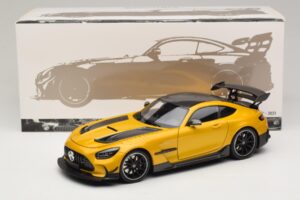 Mercedes AMG GT Black Series C190 Solarbeam Yellow Metallic Minichamps 1:18 110032021 Kov – obrázok 8 z 8