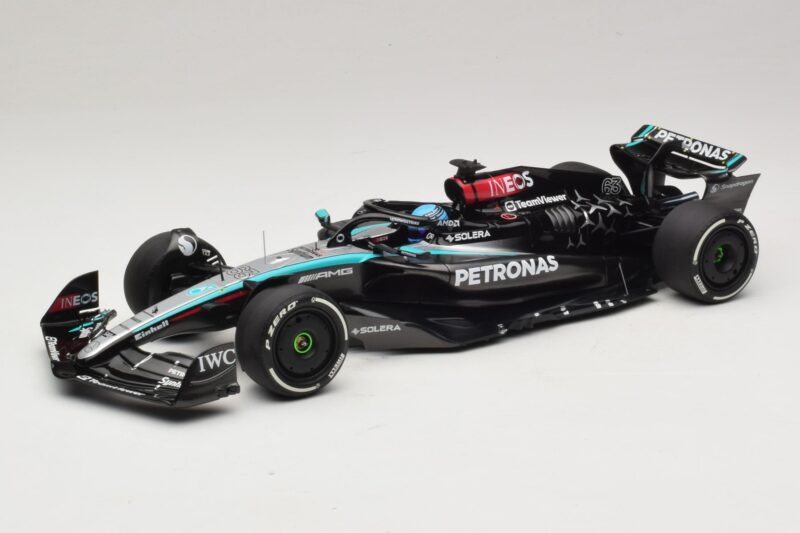 Mercedes AMG Petronas W15 E Performance G. Russell 2024 Minichamps 1:18 110240163 Živica