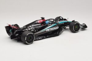 Mercedes AMG Petronas W15 E Performance G. Russell 2024 Minichamps 1:18 110240163 Živica – obrázok 2 z 7