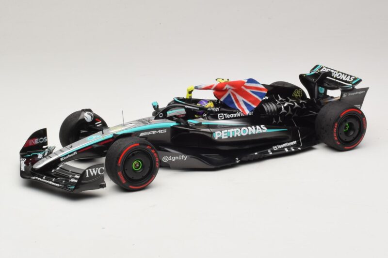 Mercedes AMG Petronas W15 E Performance L. Hamilton Winner British GP 2024 Minichamps 1:18 110241244 Živica