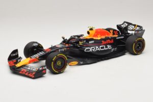 Oracle Red Bull Racing RB19 S. Perez Abu Dhabi GP 2023 Minichamps 1:18 110232311 Živica