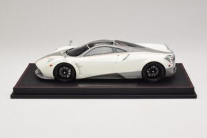 Pagani Huayra Luminous Green AB 1:18 REMC041 Živica