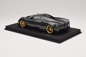 Pagani Huayra Starry Night Sky AB 1:18 REMC039 Živica – obrázok 5 z 7