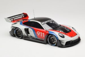 Porsche 911 992 GT3 R Rennsport GT Spirit 1:18 GT495 Živica – obrázok 4 z 6