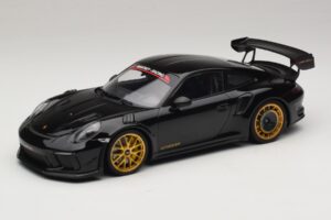 Porsche 911 992 GT3 RS Manthey Racing Čierny so Zlatými Ráfkami Minichamps 1:18 MR-911-GT3RS-1804 Kov