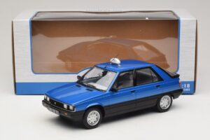 Renault 11 GTL Taxi James Bond MCG 1:18 MCG18833 Kov – obrázok 6 z 6