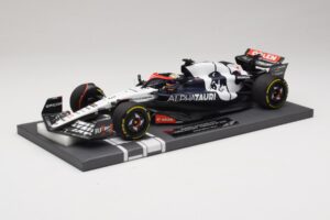 Scuderia AlphaTauri AT04 D. Ricciardo Hungarian GP 2023 Minichamps 1:18 117231203 Živica