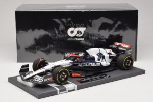Scuderia AlphaTauri AT04 D. Ricciardo Hungarian GP 2023 Minichamps 1:18 117231203 Živica – obrázok 7 z 7