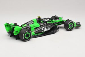 Stake Kick Sauber C44 G. Zhou Emilia Romagna GP 2024 Minichamps 1:18 117240124 Živica – obrázok 2 z 7