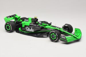 Stake Kick Sauber C44 G. Zhou Emilia Romagna GP 2024 Minichamps 1:18 117240124 Živica – obrázok 4 z 7