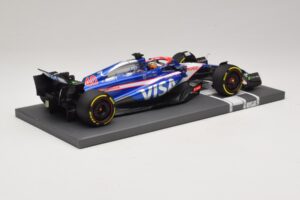 Visa Cash App RB VCARB 01 A. Iwasa FP1 Japanese GP 2024 Minichamps 1:18 117240440 Živica – obrázok 2 z 7