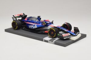Visa Cash App RB VCARB 01 A. Iwasa FP1 Japanese GP 2024 Minichamps 1:18 117240440 Živica – obrázok 4 z 7