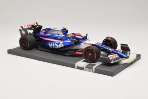 Visa Cash App RB VCARB 01 Y. Tsunoda 2024 Minichamps 1:18 117240122 Živica – obrázok 4 z 7