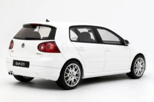 Volkswagen Golf GTI Mk5 Edition 30 Candy White Otto 1:18 OT1250 Živica – obrázok 2 z 5