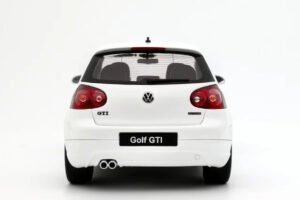 Volkswagen Golf GTI Mk5 Edition 30 Candy White Otto 1:18 OT1250 Živica – obrázok 5 z 5
