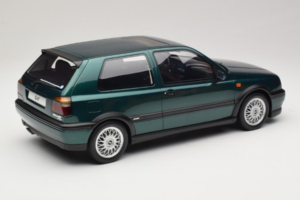 Volkswagen Golf Mk3 VR6 Carat Dragon Green Otto 1:12 G099 Živica – obrázok 2 z 6