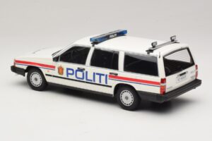 Volvo 740 GL Kombi Politi Norway Minichamps 1:18 155171796 Kov – obrázok 5 z 6
