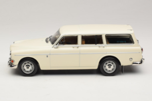 Volvo Amazon Kombi Pearl White Norev 1:18 188750 Kov – obrázok 3 z 6